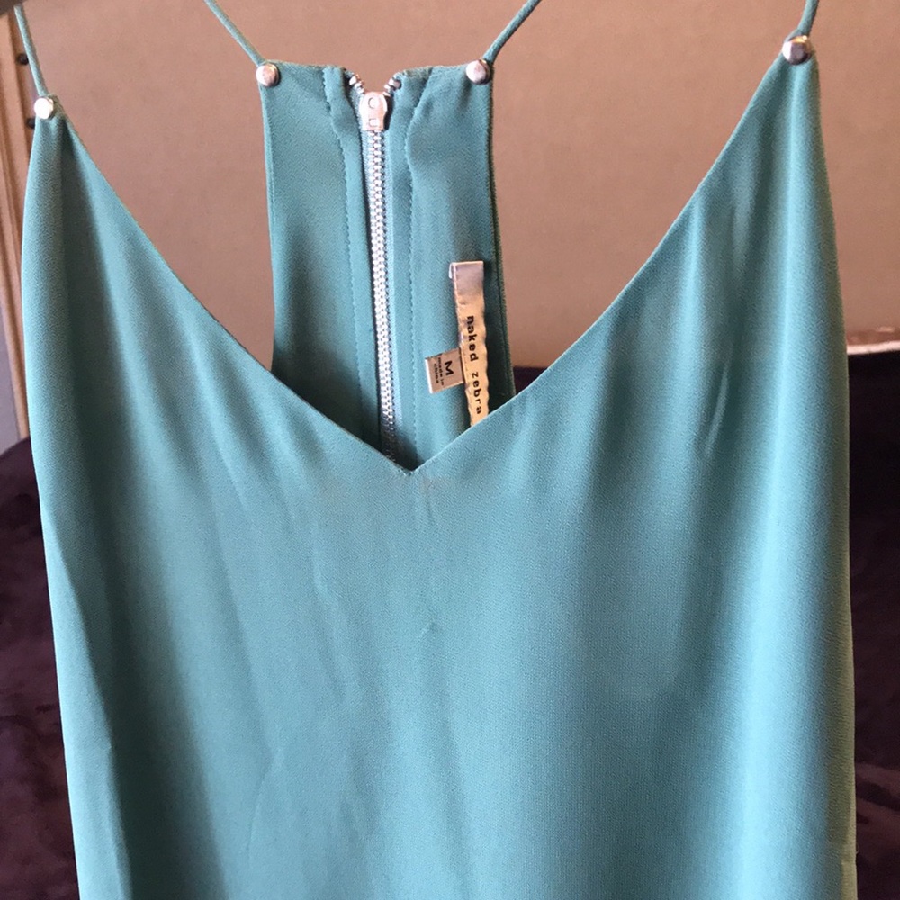Tank with zipper detail
